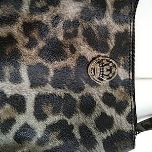 Kathy van Zeelan small crossbody or could be walle